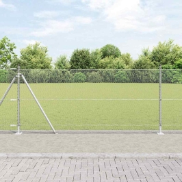 Aed Koos Postidega Hõbedane 0.8 X 10 M Pvc Kaetud Teras