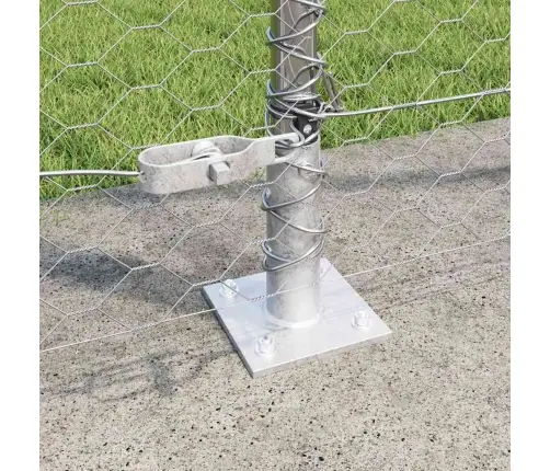 Aed Koos Postidega Hõbedane 1.4 X 25 M Pvc Kaetud Teras