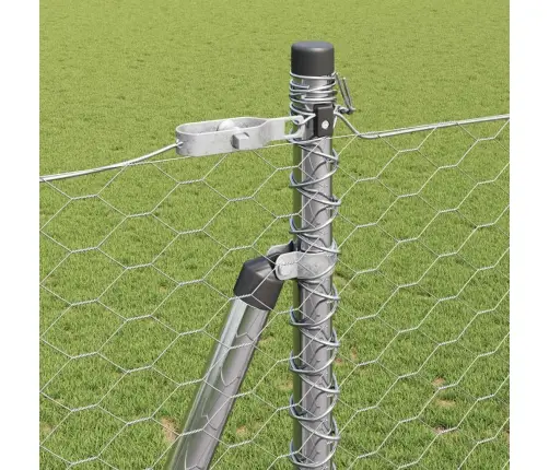 Aed Koos Postidega Hõbedane 1.4 X 25 M Pvc Kaetud Teras