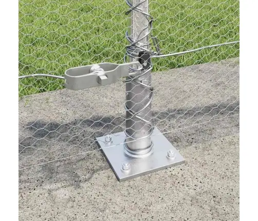 Tvora Su Stulpais Sidabro 0.4 X 50 M Pvc Dengtas Plienas