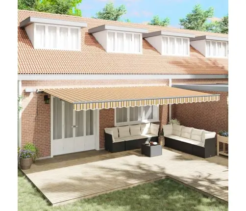 Manuāla Iebīdāma Nojume Ar Led Daudzkrāsainu Svītru 600X300 Cm Vidaxl