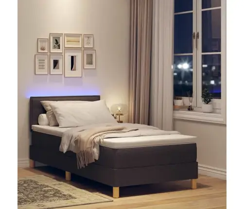 Kastes Gulta Ar Matraci & Led Tumši Brūnā 90X200 Cm Audumam Vidaxl