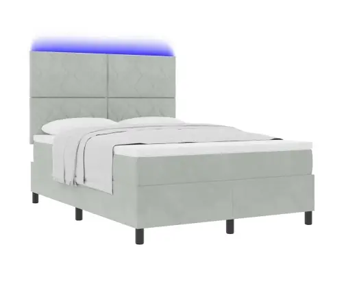 Gultas Pamatne Ar Matraci Un Led Apgaismojumu Gaiši Pelēka 140X190 Cm Samts Vidaxl