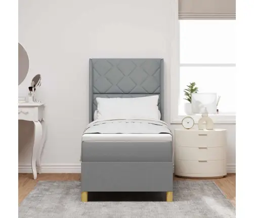 Kiemas Lova Su Čiužiniu Šviesiai Pilka 140 X 200 Cm Audinys