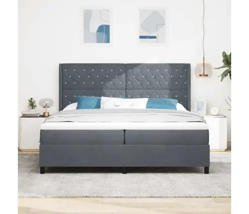 Gultas Spriegums Ar Matraci Un Led Tumši Pelēkā Krāsā 200X200 Cm Samts Vidaxl