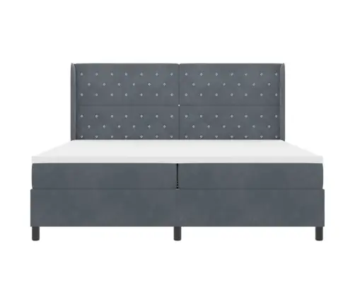 Gultas Spriegums Ar Matraci Un Led Tumši Pelēkā Krāsā 200X200 Cm Samts Vidaxl