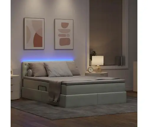 Lova Su Daiktų Laikymo Vieta Ir Led Šviesiai Pilka 140 X 200 Cm