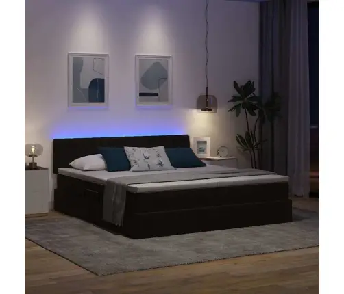 Lova Su Led Juostelių Žibintais Juoda 200 X 200 Cm Aksomas