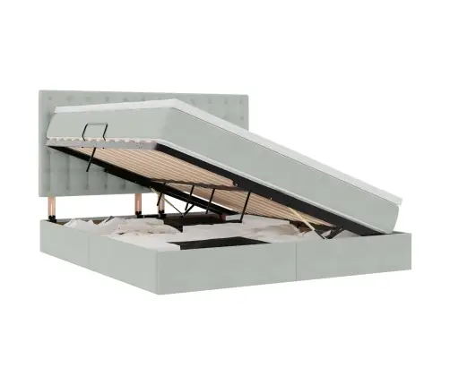 Lova Su Daiktų Laikymo Vieta Ir Čiužiniu Šviesiai Pilka