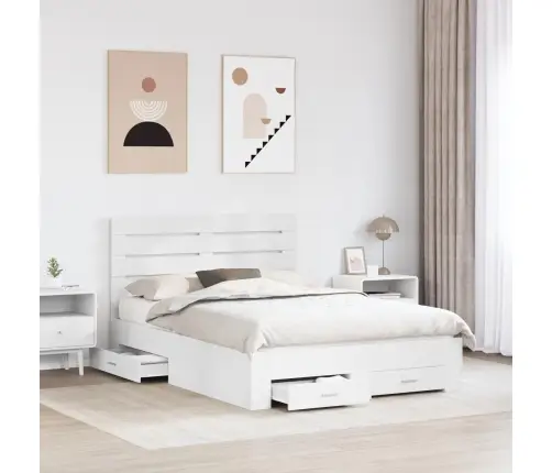 Lovos Rėmas Su Stalčių Su Galvūgalio Apdirbta Mediena