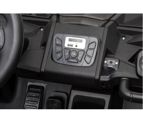 Četrvietīgs bērnu elektromobilis Bagijs A033 White
