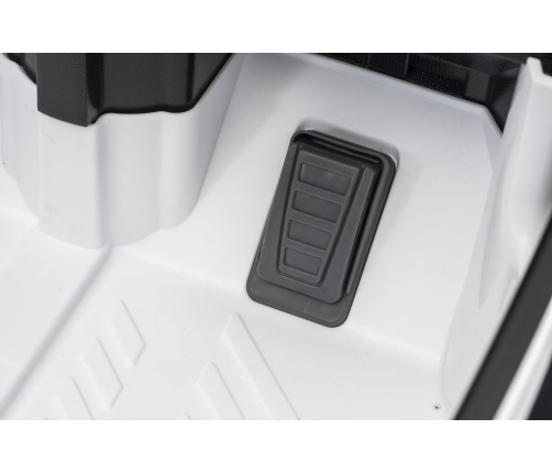 Одноместный электромобиль BBH-033 White