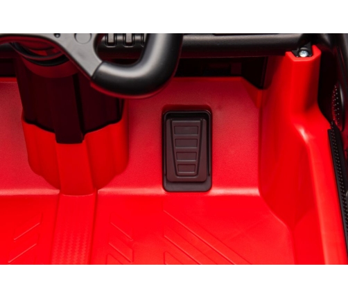 Vienvietīgs elektromobilis BBH-033 Red