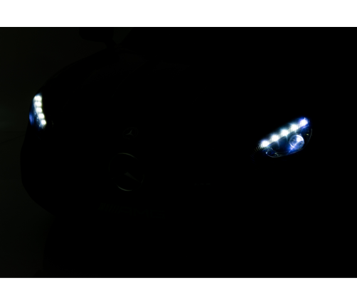 Vienvietīgs elektromobilis Mercedes GTR Black