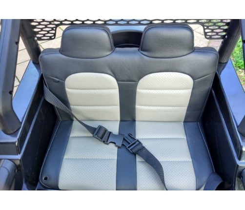 Divvietīgs bērnu elektromobilis Jeep S2388 Black