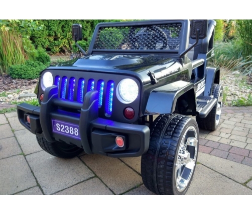Divvietīgs bērnu elektromobilis Jeep S2388 Black