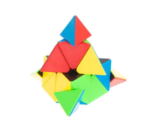 Mīklu klucīšu spēle PYRAMINX MoYu