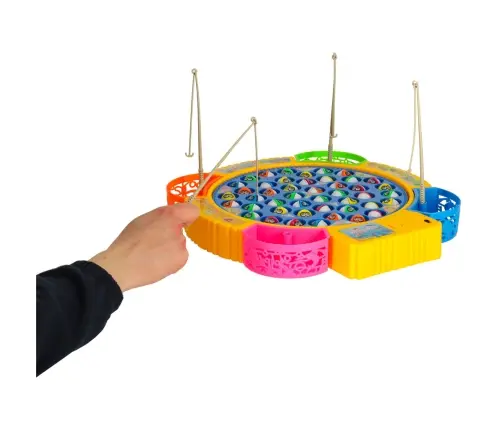 Ģimenes makšķerēšana 45 zivis + 4 makšķeres