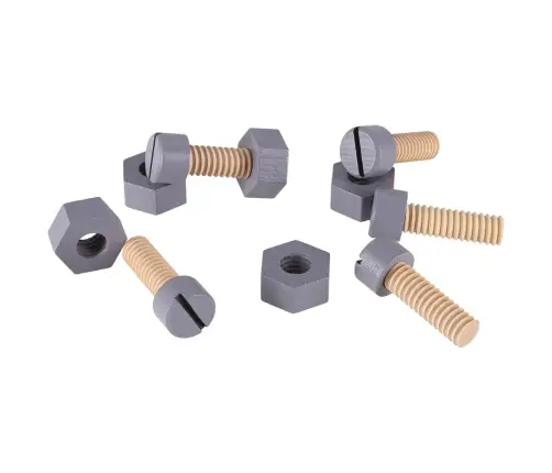 Koka darbnīca ar instrumentiem uz galda DIY komplekts