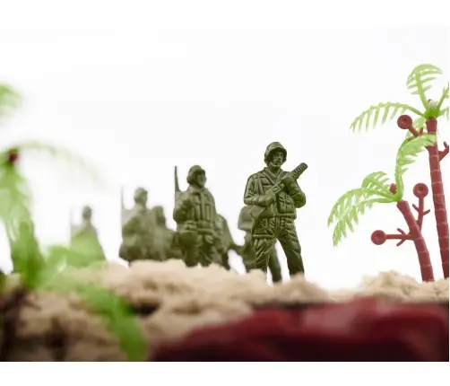 Karavīru militāro pamatņu figūru komplekts 307el.
