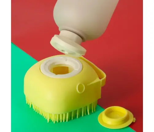 Silikona birste suņu un kaķu mazgāšanai dzeltena