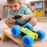 RC Revolt Flip Speeder tālvadības automašīna ar kvēlojošiem riteņiem