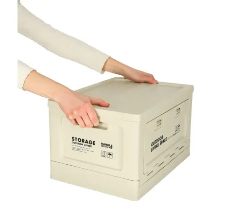 Kempings kastes organizators bagāžniekam
