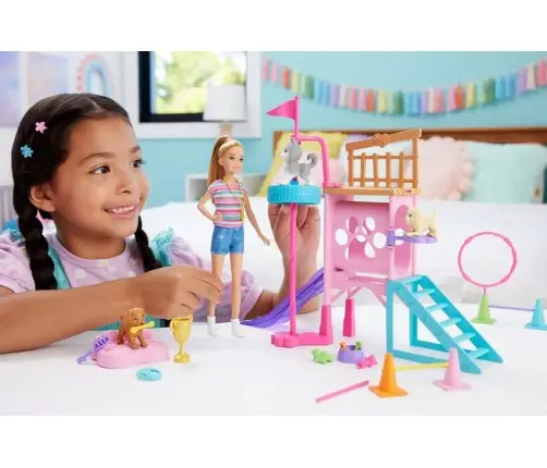 Barbie and Stacie Puppy Obstacle Course HRM10 Mattel