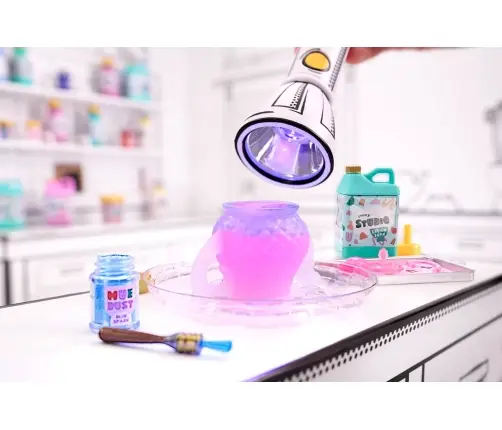 505358-EUC MGAs Miniverse- Make It Mini Lifestyle in PDQ Series 2