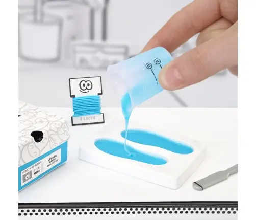 546955-EUC MGAs Miniverse Make it Mini Sneakers