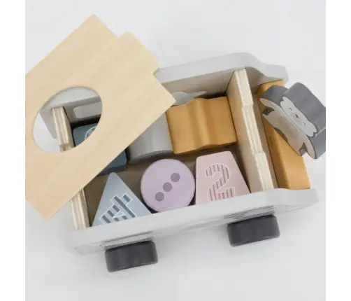 PolarB puidust järelveetav auto klotsidega