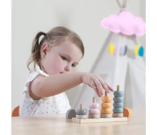 PolarB puidust ladumistorn